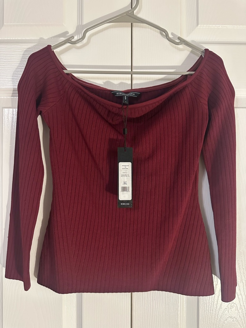 BCBGMaxAzria Burgundy Ribbed Off-Shoulder Knit Top